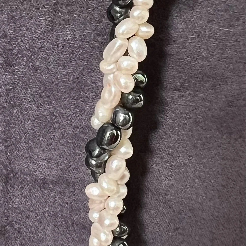 Multi Stran Black and Cream Pearl Necklace